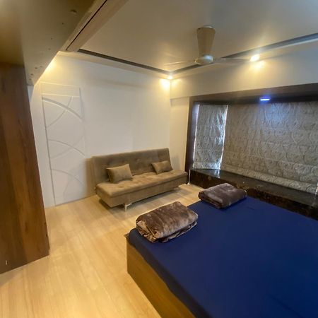 Apartmán Bandra'S Prime Luxurious 2 Bhk Bombaj Exteriér fotografie
